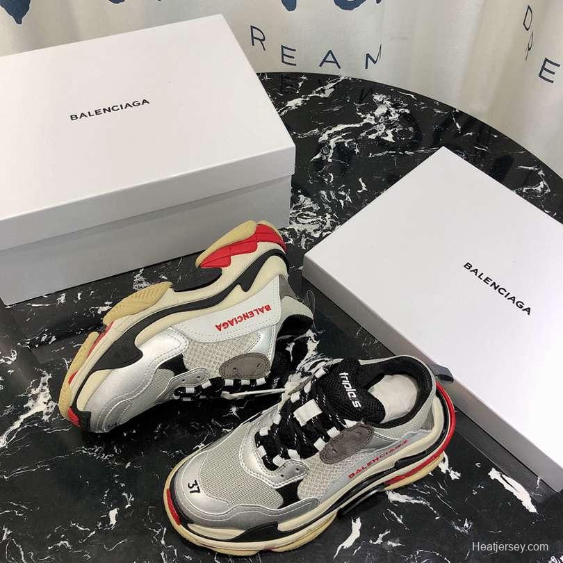 Men/Women Balenciaga Triple S Sneaker Grey/Black