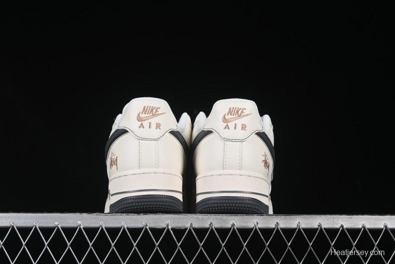 Nike Air Force 1 '07 Low Casual Sneakers in Black Pigskin - XZ6188-705