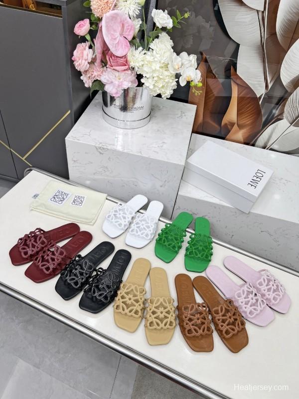 2025 Loewe Black Leather Slippers LY00190